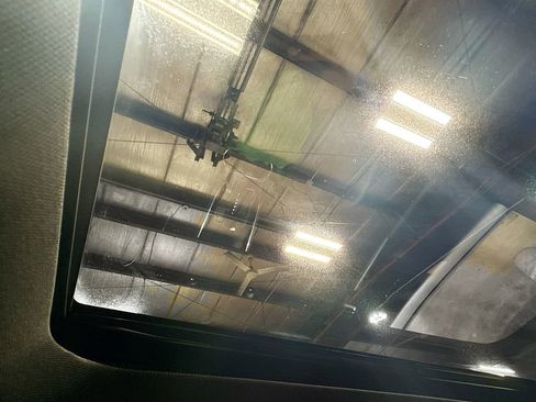 Used 2024 GMC Canyon Elevation w/ Elevation Premium Package image 21