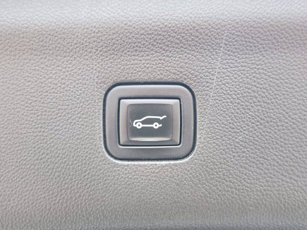 Used 2024 Buick Enclave Avenir w/ Avenir Technology Package AWD/4WD image 33
