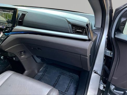 Used 2023 Honda Odyssey Touring image 27