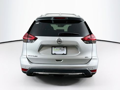 Used 2019 Nissan Rogue SL FWD image 7