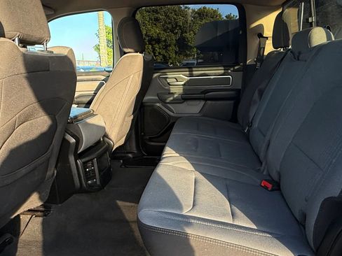 Used 2019 RAM 1500 Big Horn image 16