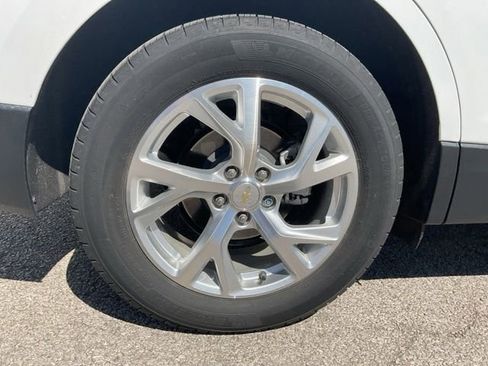 Certified 2021 Chevrolet Equinox Premier FWD image 11
