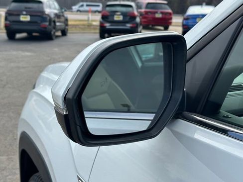 Used 2020 Volkswagen Atlas Cross Sport SE w/ Panoramic Sunroof Package image 14