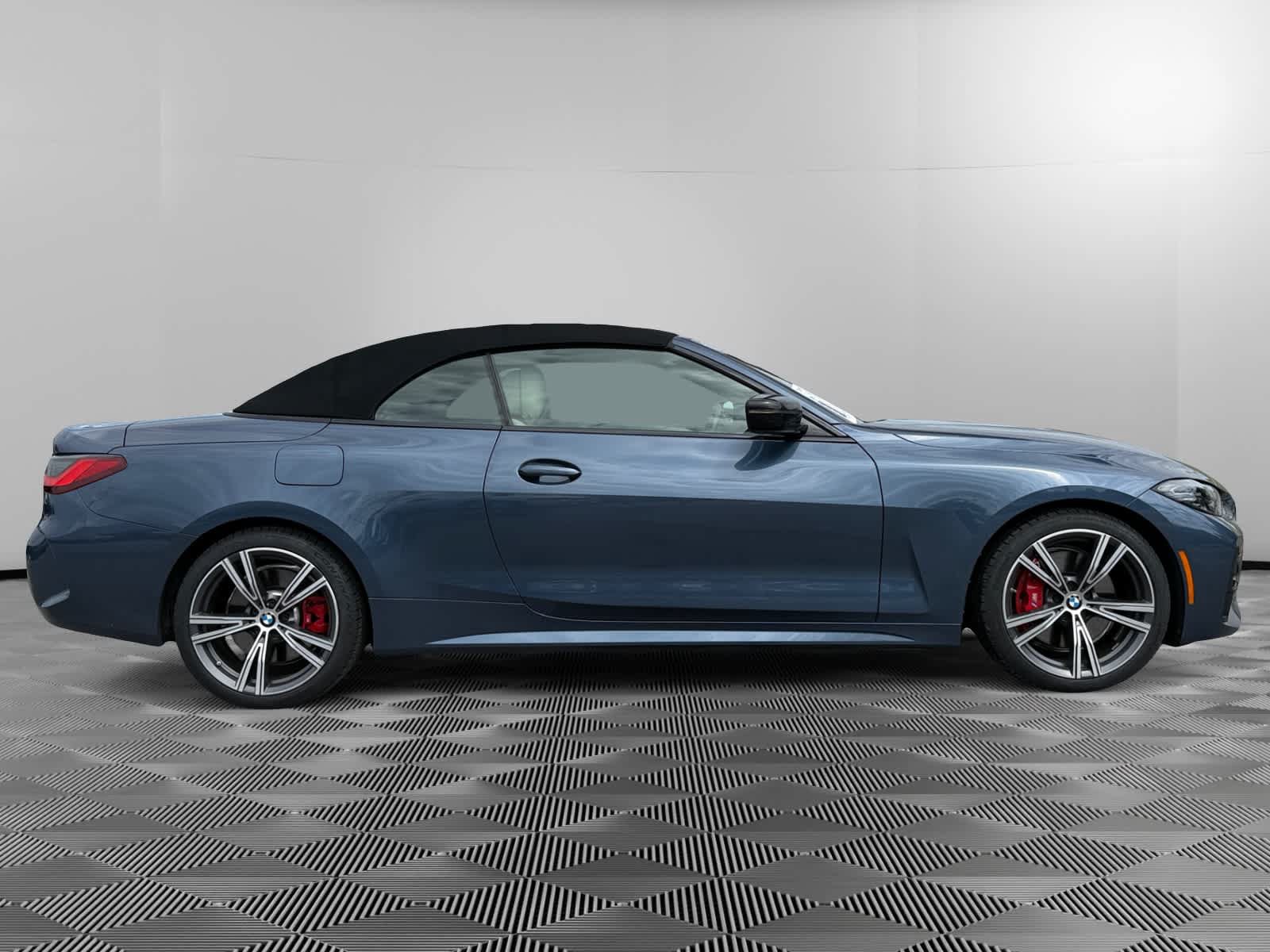 Used 2023 BMW 430i xDrive Convertible w/ M Sport Package AWD/4WD image 6