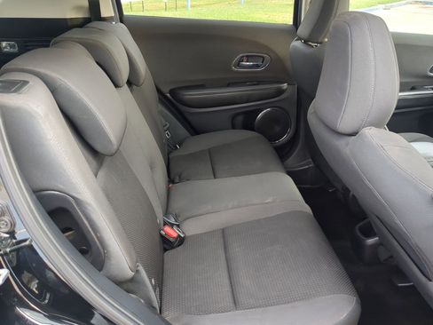 Used 2020 Honda HR-V EX image 29