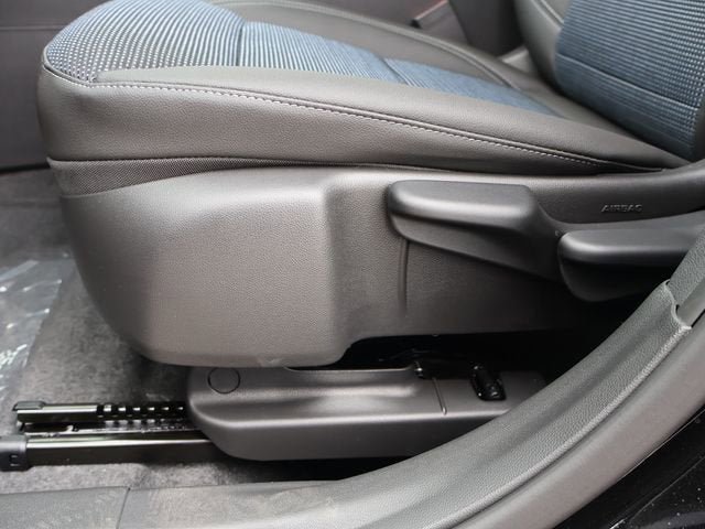 New 2026 Buick Envista Sport Touring w/ Convenience II Package FWD image 40