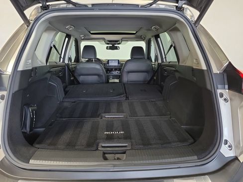 Used 2021 Nissan Rogue SL AWD/4WD image 27