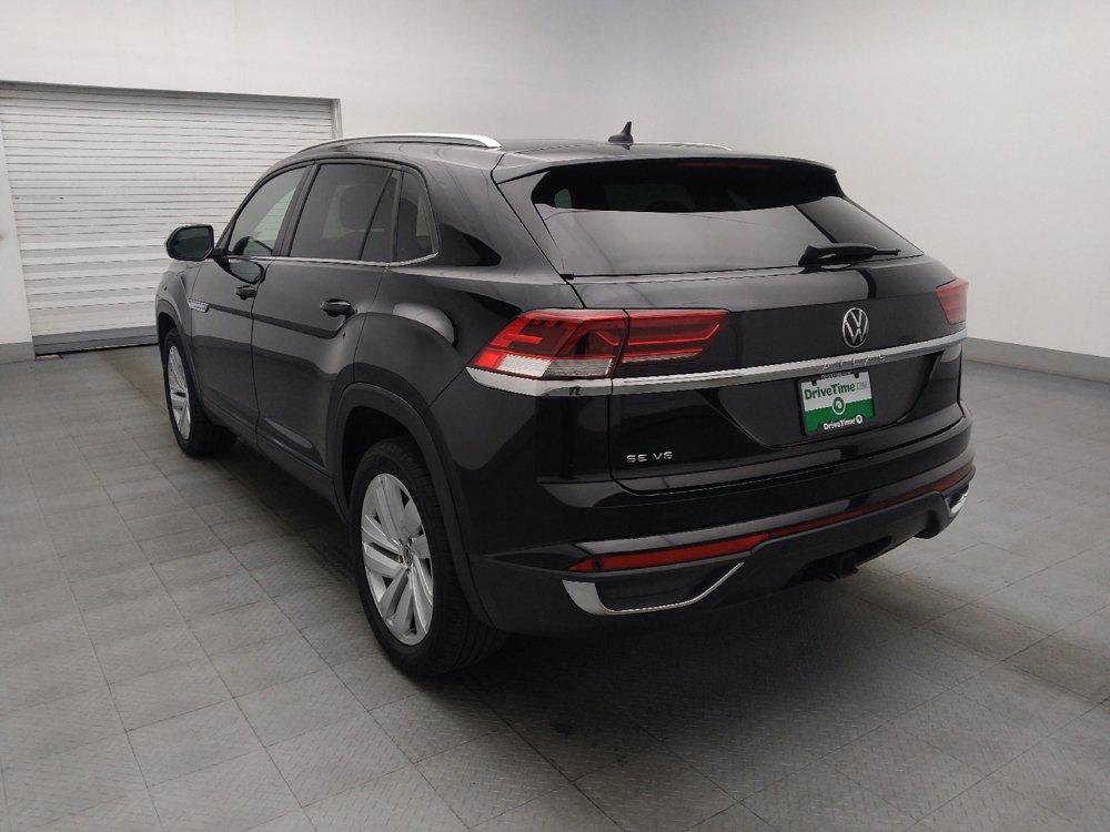 Used 2023 Volkswagen Atlas Cross Sport SE w/ Panoramic Sunroof Package FWD image 5