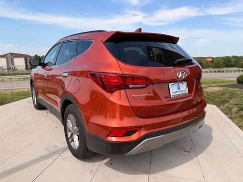 Used 2017 Hyundai Santa Fe Sport FWD image 3