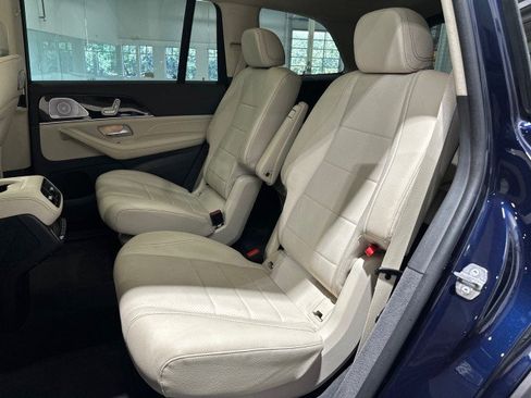 Used 2020 Mercedes-Benz GLS 450 4MATIC image 5