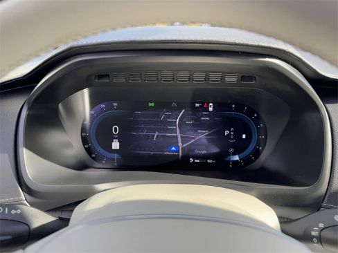 Certified 2024 Volvo XC90 B6 Ultimate w/ Protection Package Premier image 23