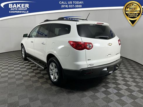 Used 2011 Chevrolet Traverse LT w/ LPO, 'HIT The Road' Package image 7