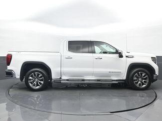 Used 2024 GMC Sierra 1500 SLT AWD/4WD video 2