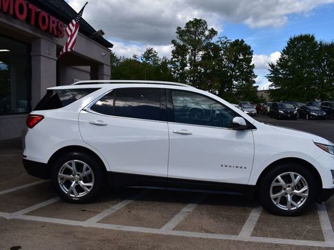Used 2018 Chevrolet Equinox LT image 9