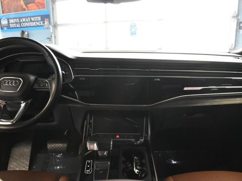 Used 2021 Audi Q8 Premium Plus AWD/4WD image 36