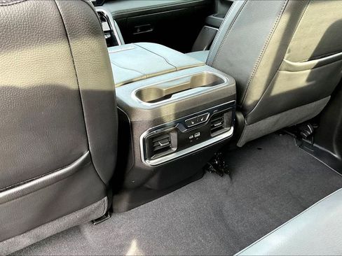 Used 2024 GMC Sierra 3500 Denali w/ Denali Reserve Package image 13