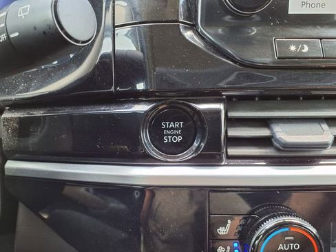 Used 2025 Nissan Pathfinder Platinum w/ Cargo Package FWD image 35
