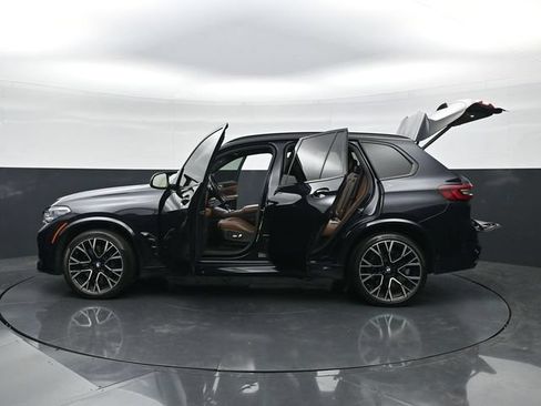 Used 2021 BMW X5 M w/ Competition Package AWD/4WD image 50