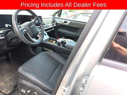 Used 2025 Hyundai Santa Fe XRT AWD/4WD image 6