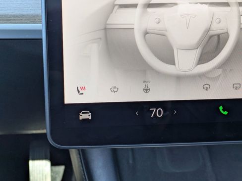 Used 2023 Tesla Model 3 Standard Range image 20