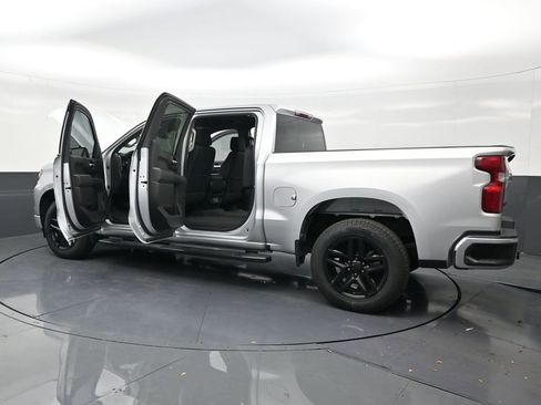 Used 2022 Chevrolet Silverado 1500 Custom RWD image 31