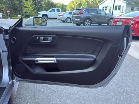Used 2020 Ford Mustang GT image 21