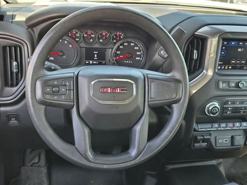 Certified 2024 GMC Sierra 2500 Pro w/ Convenience Package image 6