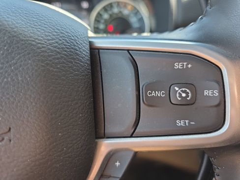 Used 2023 RAM 1500 Lone Star image 23