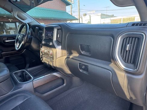 Used 2019 GMC Sierra 1500 SLT AWD/4WD image 31