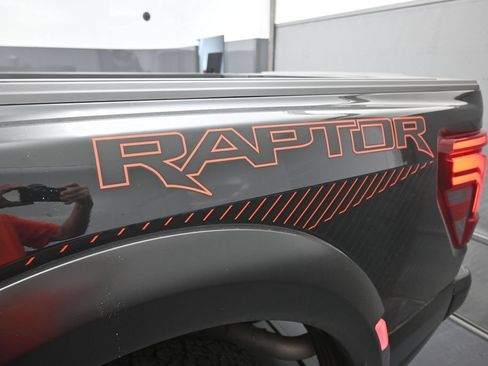 Used 2025 Ford F150 Raptor AWD/4WD image 2