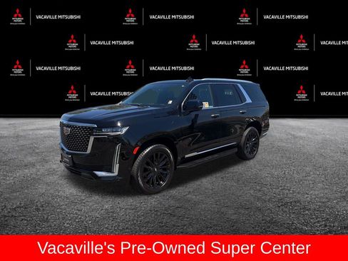 Used 2023 Cadillac Escalade Premium Luxury AWD/4WD image 3