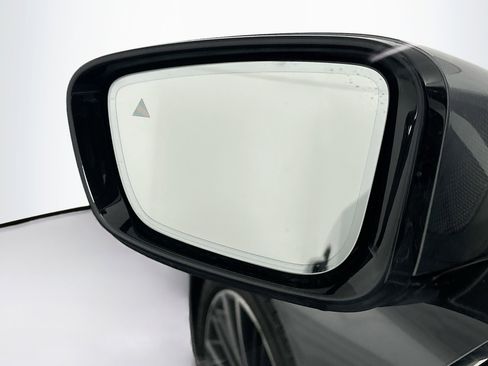 Used 2023 BMW 530i w/ Premium Package image 16