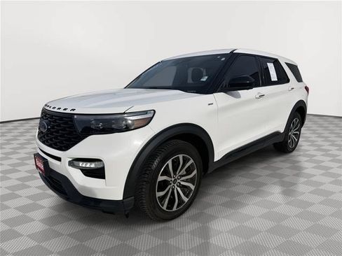 Certified 2022 Ford Explorer ST-Line AWD/4WD image 5