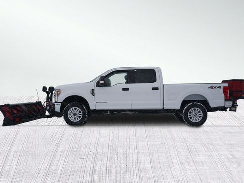 Used 2019 Ford F250 XLT image 2