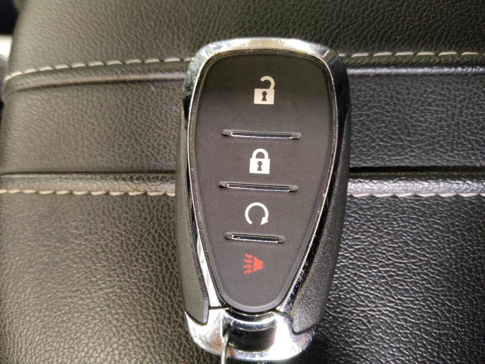 Used 2025 Chevrolet Blazer LT FWD image 32