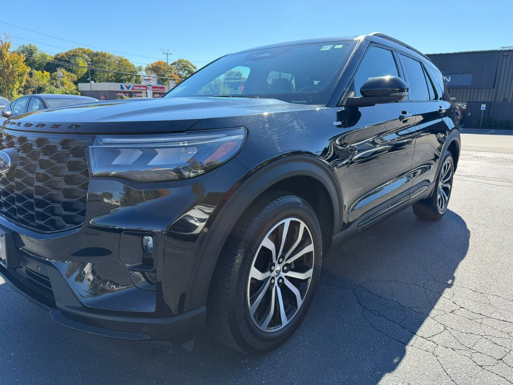 Used 2025 Ford Explorer ST-Line AWD/4WD image 22