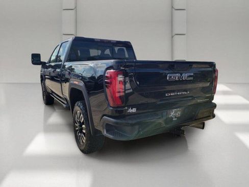 Used 2024 GMC Sierra 2500 Denali Ultimate w/ Max Trailering Package AWD/4WD image 6