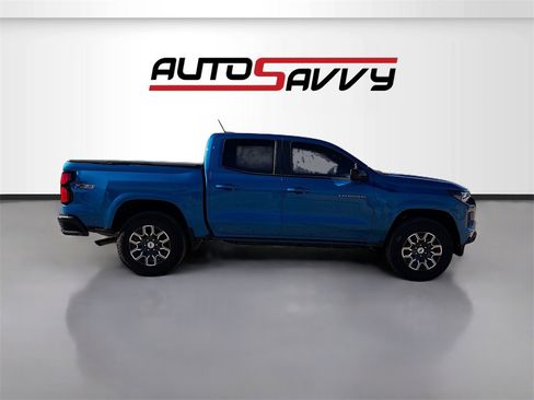 Used 2024 Chevrolet Colorado Z71 w/ Z71 Convenience Package 2 image 8