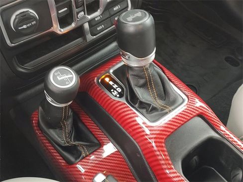 Certified 2022 Jeep Wrangler Unlimited Sahara image 23