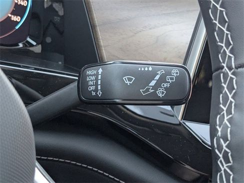 New 2026 Volkswagen Atlas SE image 32