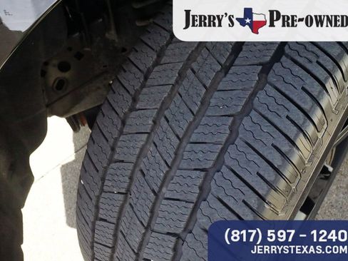 Used 2023 Ford Expedition Limited image 8