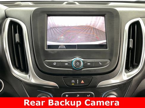 Used 2022 Chevrolet Equinox LT image 3