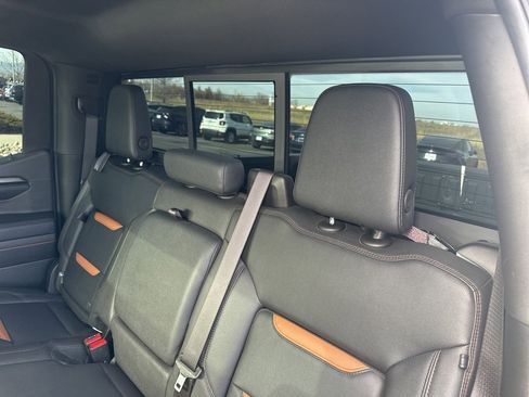 Used 2024 GMC Sierra 1500 AT4 w/ Technology Package image 20