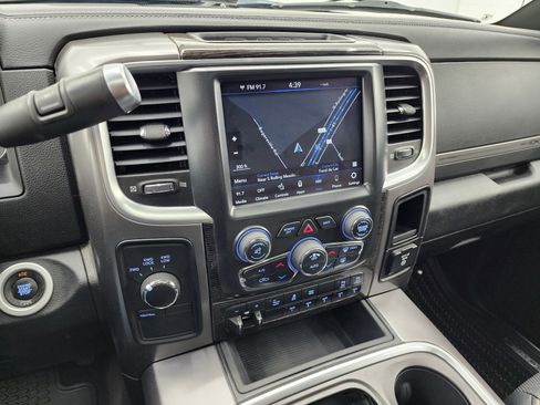 Used 2018 RAM 2500 Limited image 11