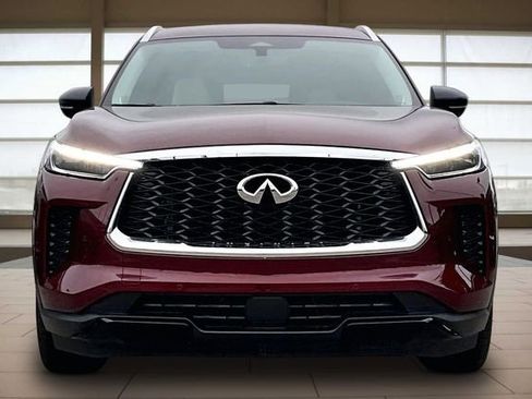 Certified 2023 INFINITI QX60 Luxe w/ Performance Audio Package FWD image 3