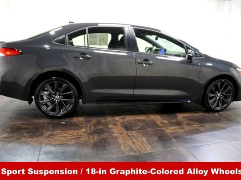 Used 2024 Toyota Corolla SE FWD image 4