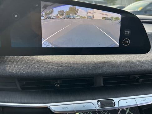 Used 2024 Lucid Air Pure RWD image 11