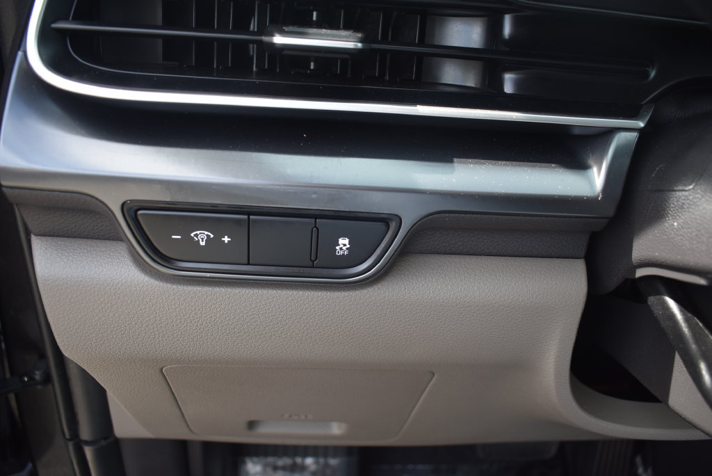 Used 2026 Kia Carnival FWD image 23