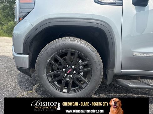 Used 2023 GMC Sierra 1500 Elevation w/ X31 Off-Road Package AWD/4WD image 18
