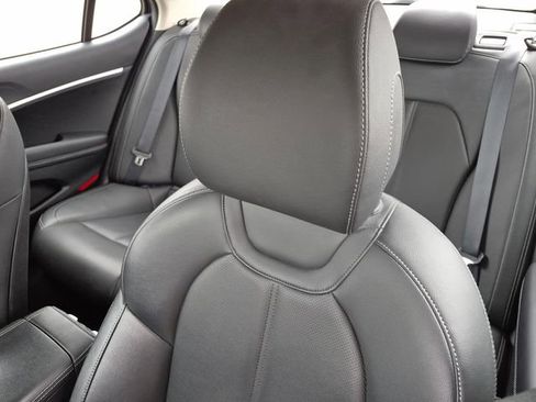 Used 2023 Genesis G70 2.0T RWD image 23